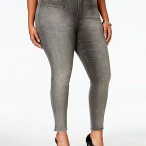 Melissa McCarthy Seven7 Pencil Jeans - Washed Grey - Size: 16W